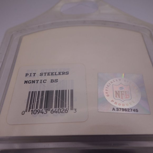 Pittsburgh Steelers Magnetic Sticker & Fan Waves Suction Cup Mounted Window Sign - Picture 9 of 11